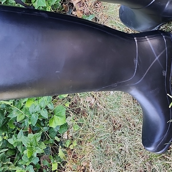 Hunter Black Winter Rain Boots Waterproof Durable - Picture 8 of 14